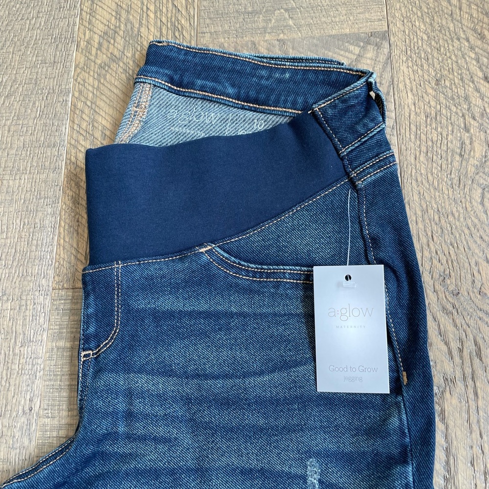 a:glow Materials Skinny Jeans - Picture 2 of 4
